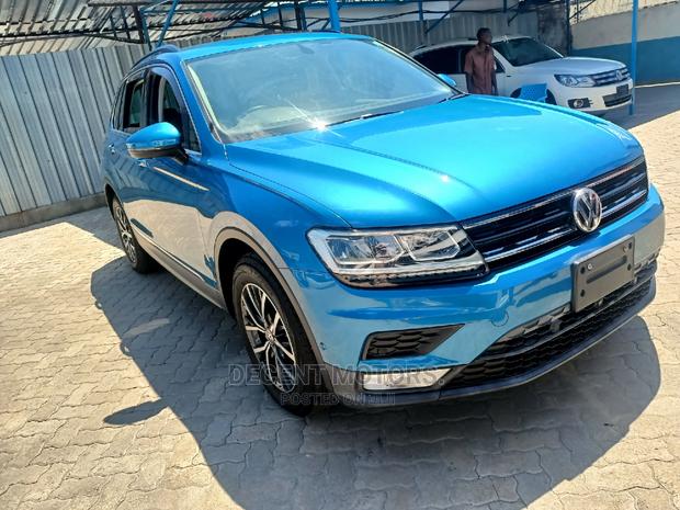 2017 Volkswagen Tiguan Blue: Perfect for Everyday Driving