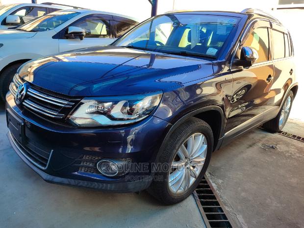 Blue 2016 Volkswagen Tiguan R-Line FWD: Powerful, Stylish, and Efficient