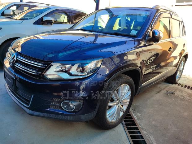 Blue 2016 Volkswagen Tiguan R-Line FWD: Powerful, Stylish, and Efficient