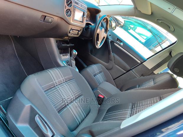 Blue 2016 Volkswagen Tiguan R-Line FWD: Powerful, Stylish, and Efficient