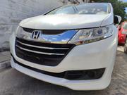 Pearl-Coated 2016 Honda Odyssey: Spacious and Stylish Minivan for sale
