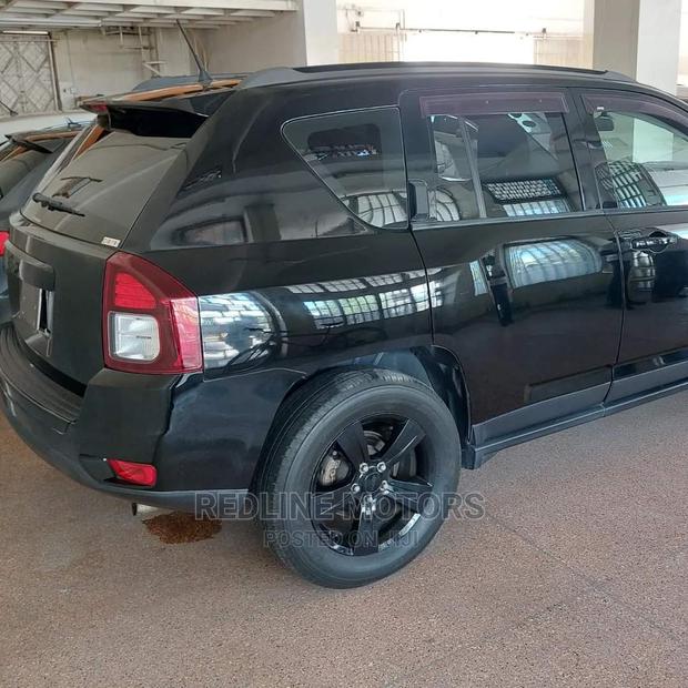 Black 2016 Jeep Compass: Affordable Off-Road Vehicle