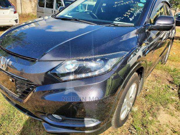 2016 Honda Vezel Brown: Luxury SUV at a Great Price