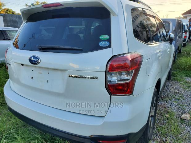 Pearl Subaru Forester 2015: Compact, Capable, and Comfortable