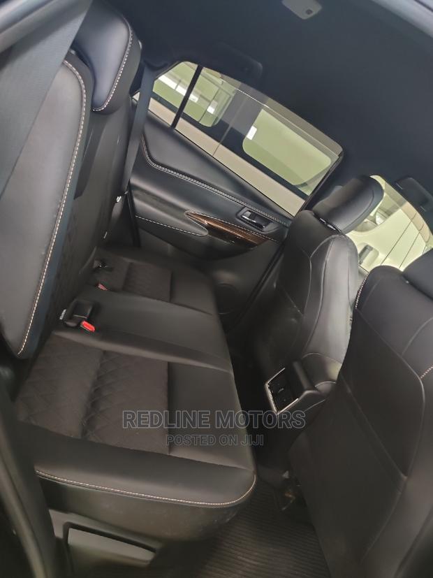 2016 Toyota Harrier 2.0 4WD Matt Black - Pre-owned Luxury