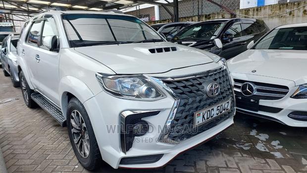 2015 Toyota Fortuner - White, 4x4 Petrol, 7-Seater SUV