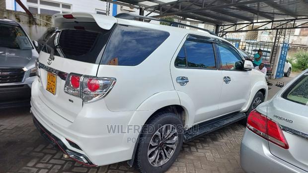 2015 Toyota Fortuner - White, 4x4 Petrol, 7-Seater SUV