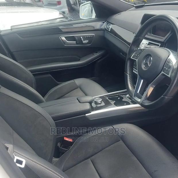 Mercedes-Benz E250 2016 - Pearl Edition Luxury Sedan