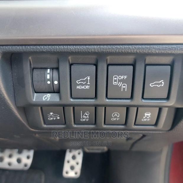 Subaru Outback 2.5i AWD 2016 - Pre-owned Red