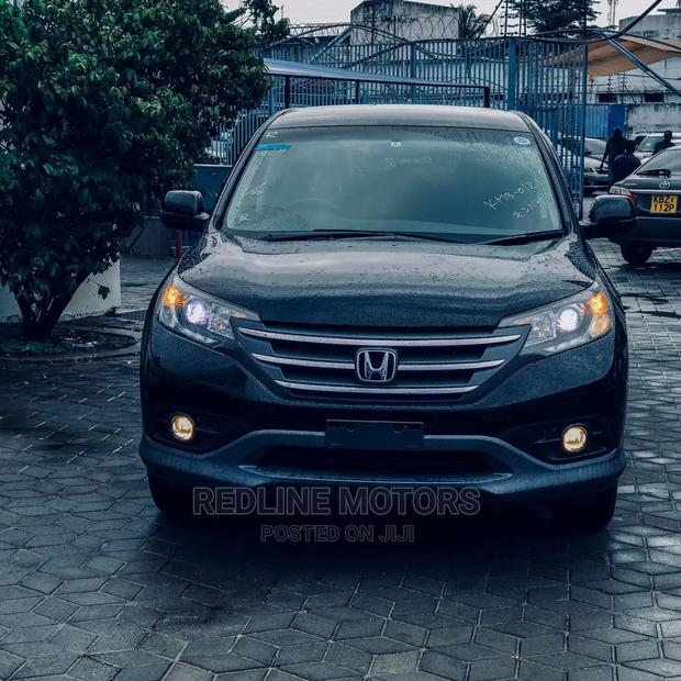 2016 Black Honda CR-V: Luxury Compact SUV for Everyday Drive!