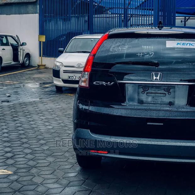 2016 Black Honda CR-V: Luxury Compact SUV for Everyday Drive!