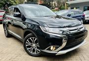 Black Mitsubishi Outlander 2016: Stylish and Spacious for sale