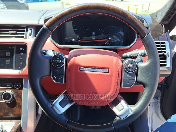 2016 Land Rover Range Rover Vogue White - High-End SUV