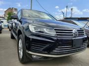 Black 2016 Volkswagen Touareg: A Symbol of Power and Elegance for sale