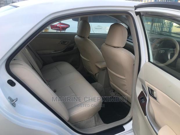 Toyota Premio 1.8 AWD 2012 White