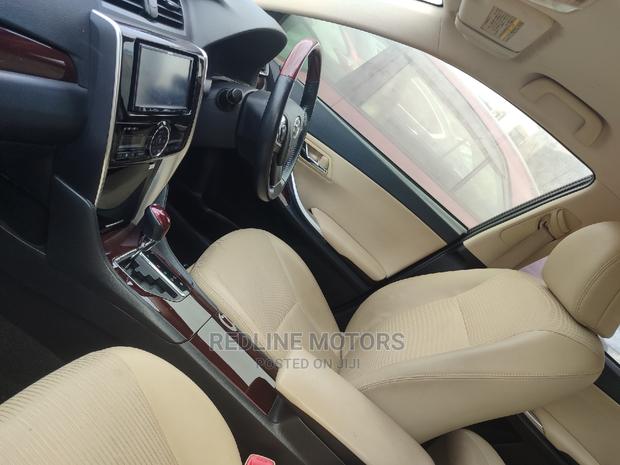 2016 Toyota Premio 1.5 FWD Black - Black Beauty on Wheels