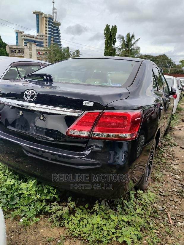 2016 Toyota Premio 1.5 FWD Black - Black Beauty on Wheels