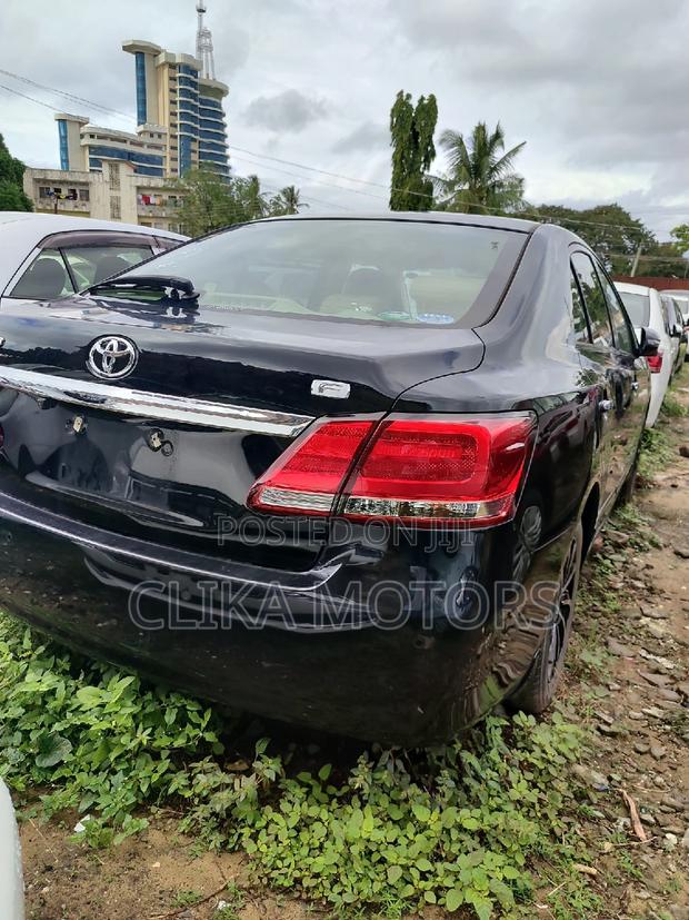 2016 Toyota Premio 1.5 FWD Black - Black Beauty on Wheels