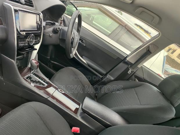 Black 2016 Toyota Premio: Sedan with Style, Power, and Modern Aesthetics