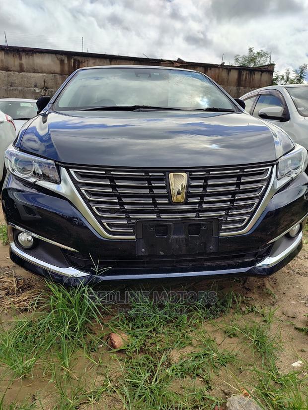 Black 2016 Toyota Premio: Sedan with Style, Power, and Modern Aesthetics