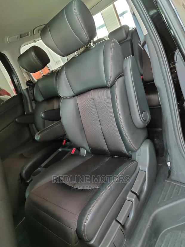 2016 Black Nissan Elgrand - Comfortable & Stylish