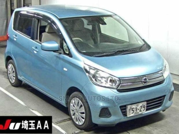New 2016 Nissan Dayz Blue offers style, comfort, and efficiency for your urban adventures. Test drive today!
