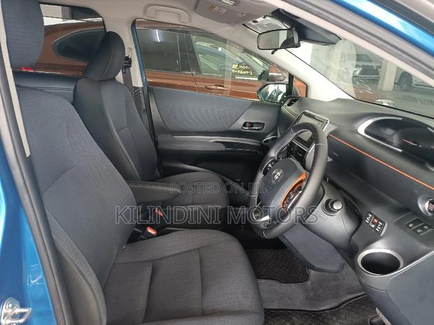 2017 Toyota Sienta Blue: Modern Minivan with Great Features