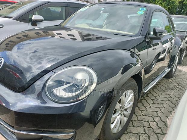 2017 Volkswagen Beetle in Black: Stylish and Sporty