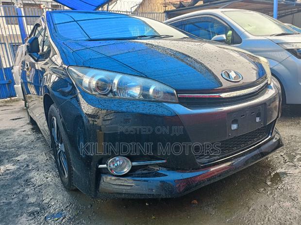 Pre-owned 2016 Toyota Wish Black Sedan for Sale