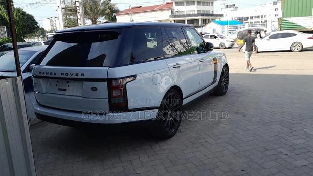 Land Rover Range Rover 2017 White