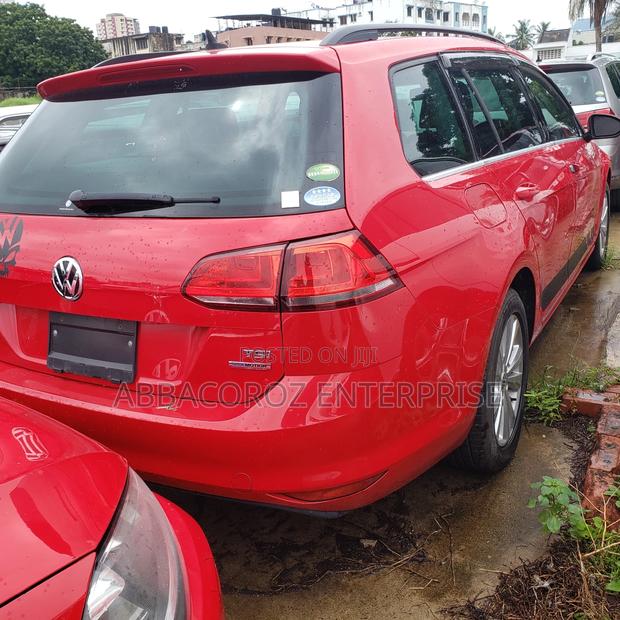 Volkswagen Golf TSI S 4-Door FWD 2016 Red