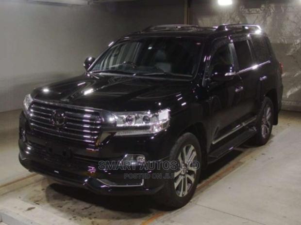 Pre-Owned 2016 Toyota Land Cruiser Black - Off-Road Vehicle