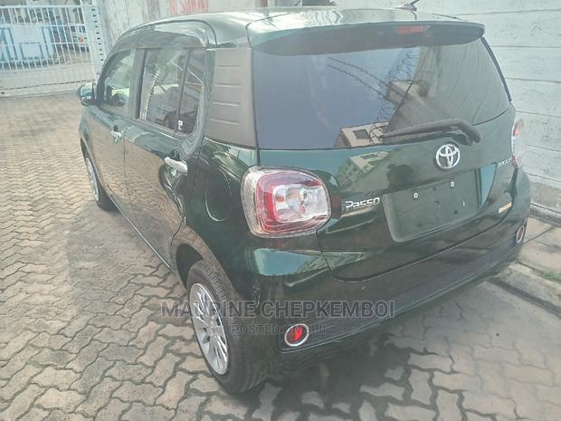 Toyota Passo 1.0 AWD 2016 Green