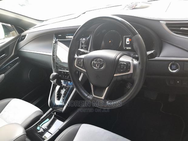 2016 Toyota Harrier in Off-White: Spacious SUV for Sale
