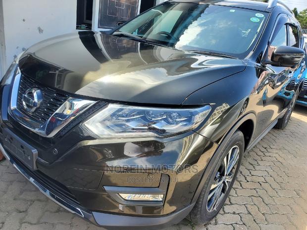 New 2018 Nissan X-Trail Green - Perfect for Adventure