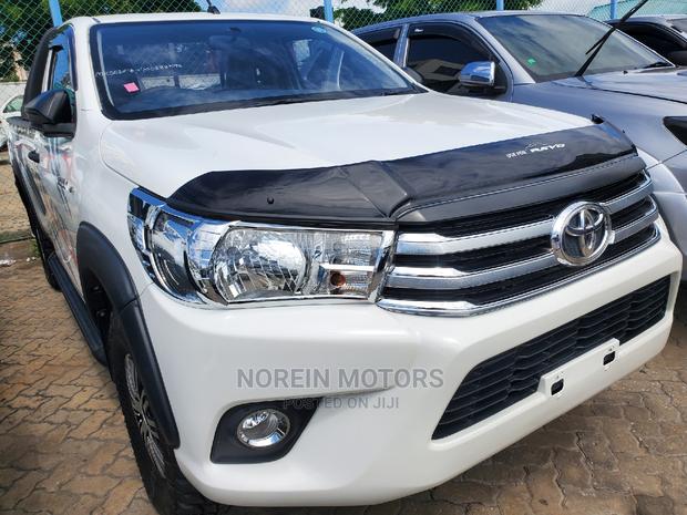 2016 Toyota Hilux - White Model, Perfect for Adventures