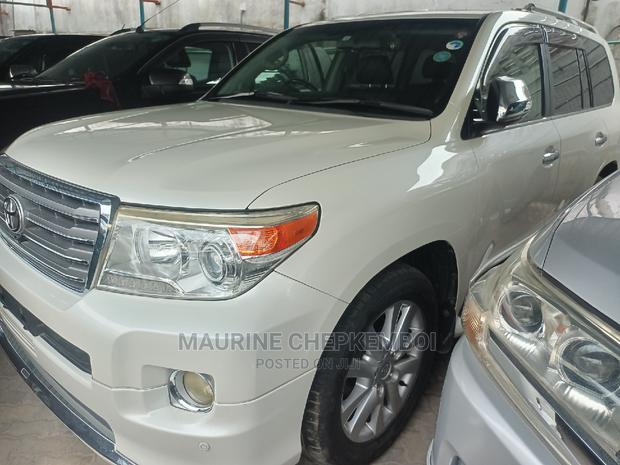 Toyota Land Cruiser 4.6 V8 ZX 2016