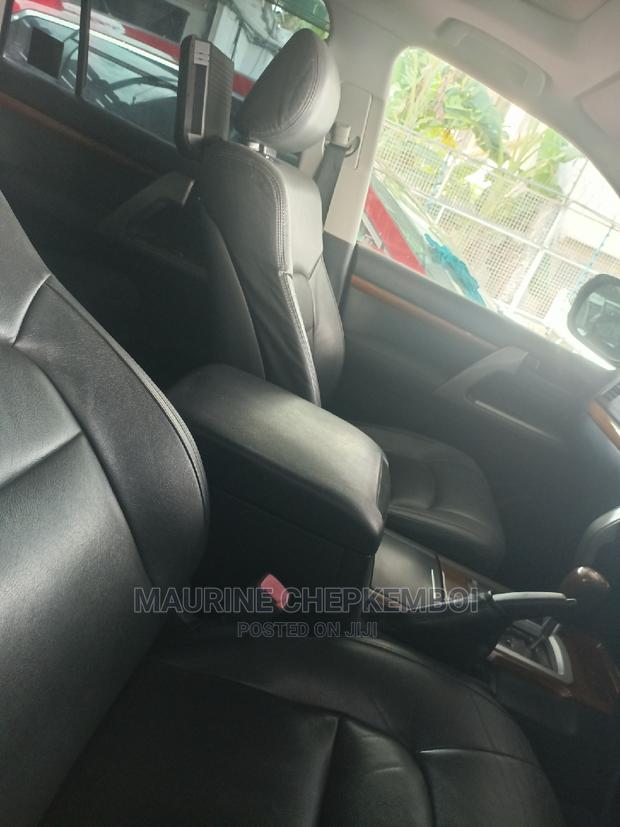 Toyota Land Cruiser 2016 Silver