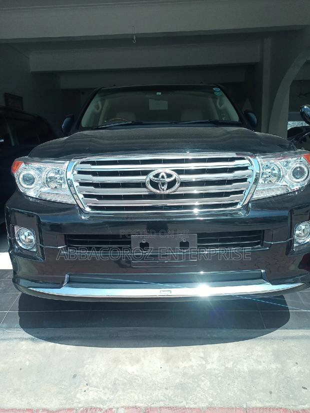 Toyota Land Cruiser 2016 Black