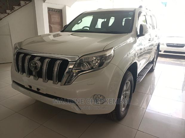Toyota Land Cruiser 2016 White