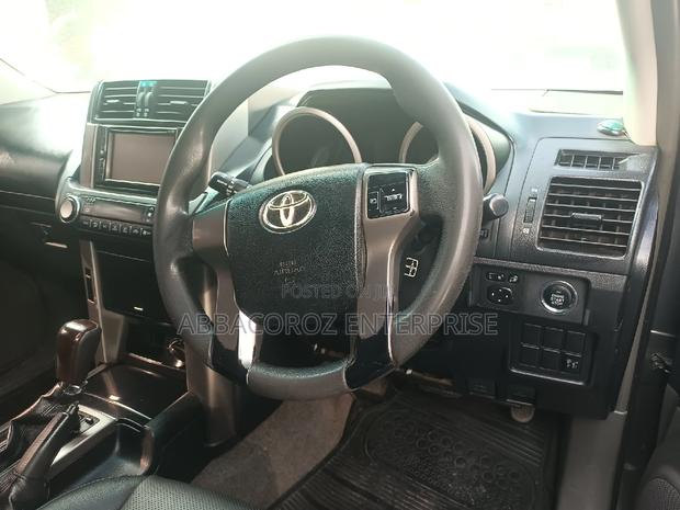 Toyota Land Cruiser Prado 2016 Gray