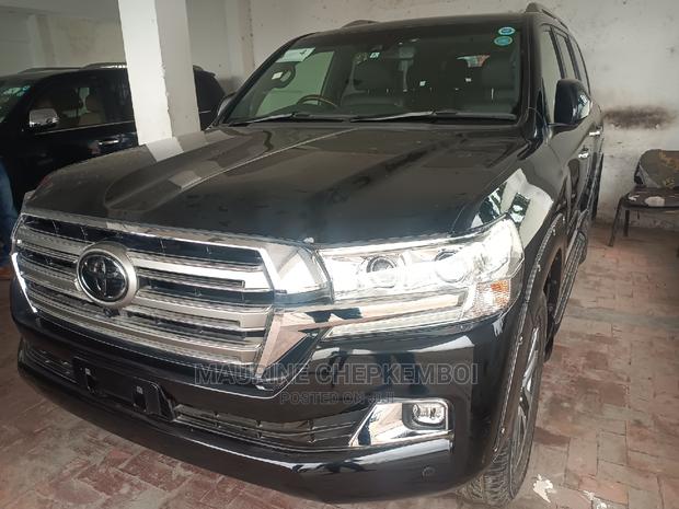 Toyota Land Cruiser 4.6 V8 ZX 2016 Black