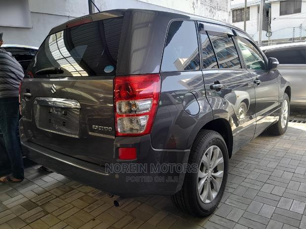 2016 Suzuki Escudo Black - A Powerful and Elegant SUV