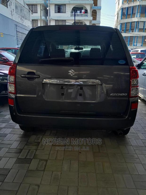 2016 Suzuki Escudo Black - A Powerful and Elegant SUV