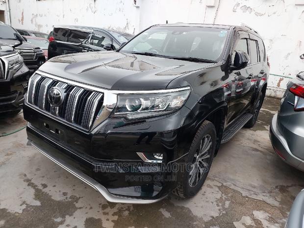 Premium Toyota Land Cruiser Prado 2.8 2019 Black