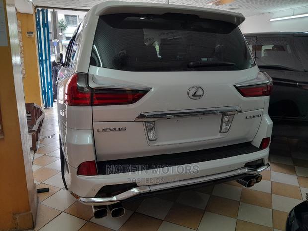 2016 Lexus LX White - Power and Sophistication