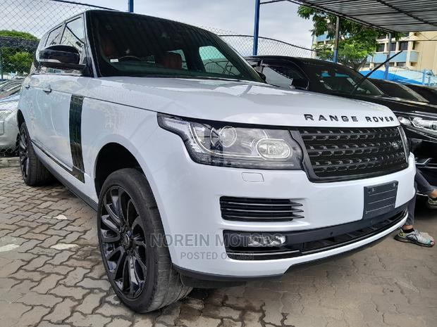 2016 Land Rover Range Rover in White: Powerful and Stylish SUV