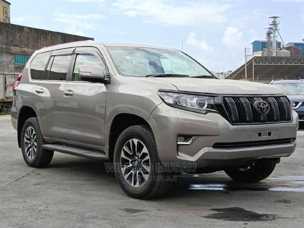2017 Gold Toyota Land Cruiser Prado: Affordable Luxury Off-Roading