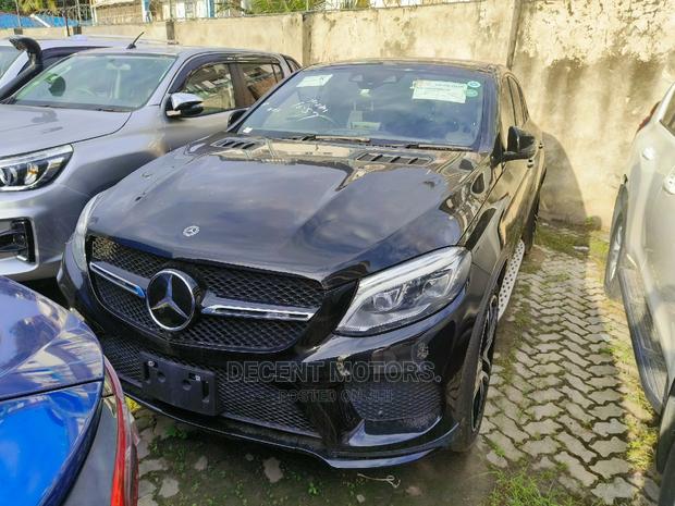 Black 2018 Mercedes-Benz GLE43: Premium SUV with Power