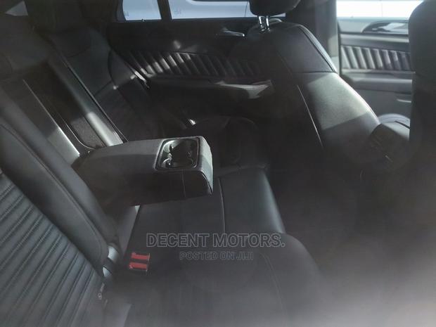Black 2018 Mercedes-Benz GLE43: Premium SUV with Power